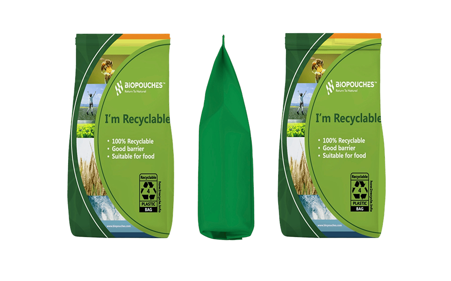 نقوم بمراجعة تصميمك الفني للتأكد من مطابقته لمتطلبات الطباعة.